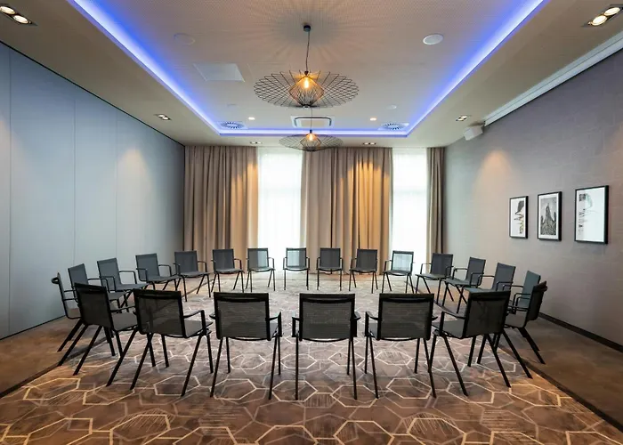 Leonardo Royal Bonn Airport 酒店 4*