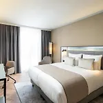 ホテル Leonardo Royal Bonn Airport 4*