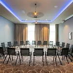 Leonardo Royal Bonn Airport ホテル 4*