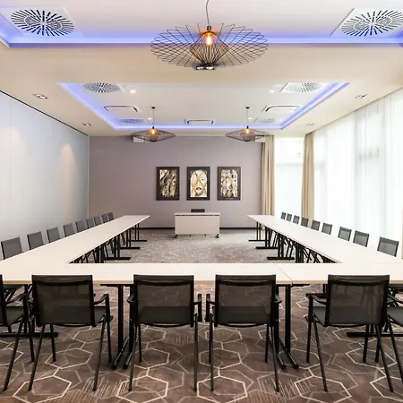 Leonardo Royal Bonn Airport 4* ケルン