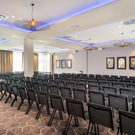 Leonardo Royal Bonn Airport ホテル ケルン