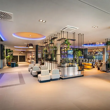 酒店 Leonardo Royal Bonn Airport 4*