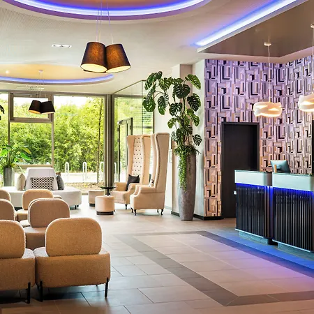 ホテル Leonardo Royal Bonn Airport ケルン