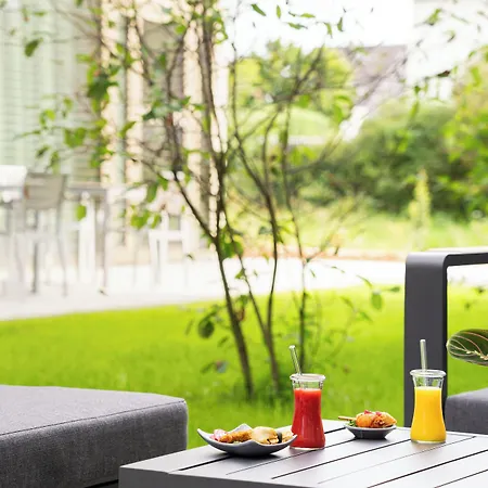 ホテル Leonardo Royal Bonn Airport 4*