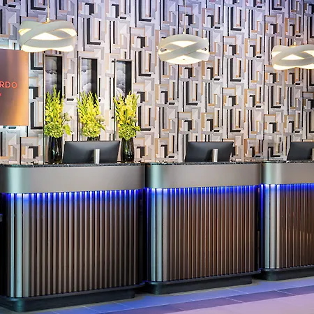 Leonardo Royal Bonn Airport 4* ケルン