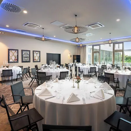 Leonardo Royal Bonn Airport 4*