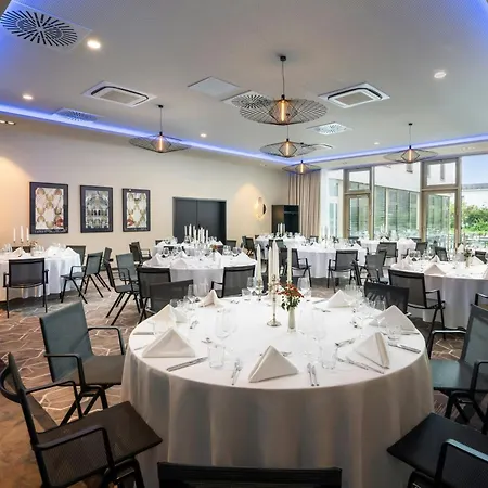 Leonardo Royal Bonn Airport 4*