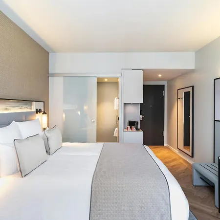 Hotel Leonardo Royal Bonn Airport