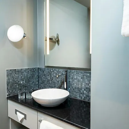 Szálloda Leonardo Royal Bonn Airport