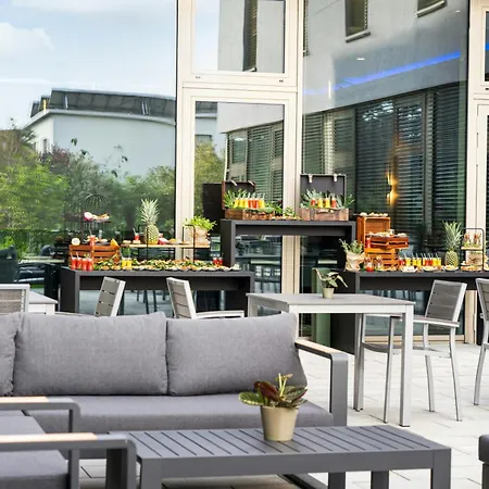 Leonardo Royal Bonn Airport 4*