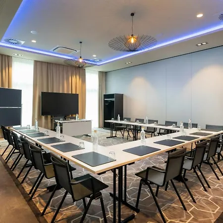 Szálloda Leonardo Royal Bonn Airport