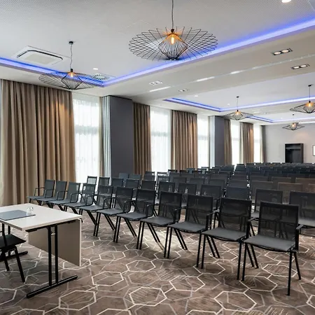 Szálloda Leonardo Royal Bonn Airport