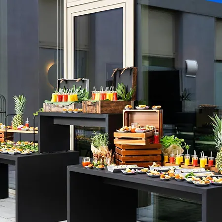 Szálloda Leonardo Royal Bonn Airport 4*