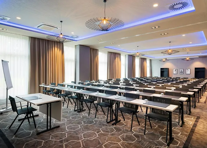 Leonardo Royal Bonn Airport Hotel 4*
