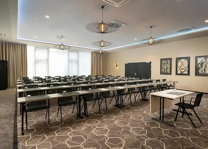 Leonardo Royal Bonn Airport 4*