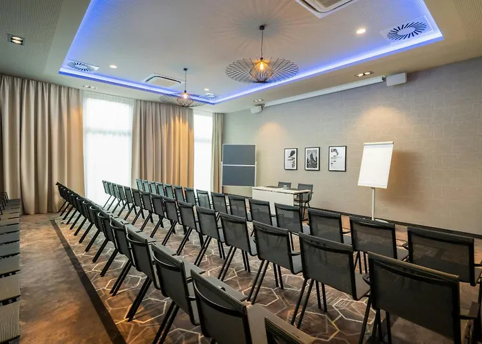 Hotell Leonardo Royal Bonn Airport