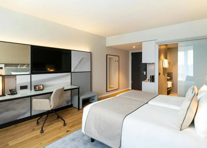 Hotel Leonardo Royal Bonn Airport